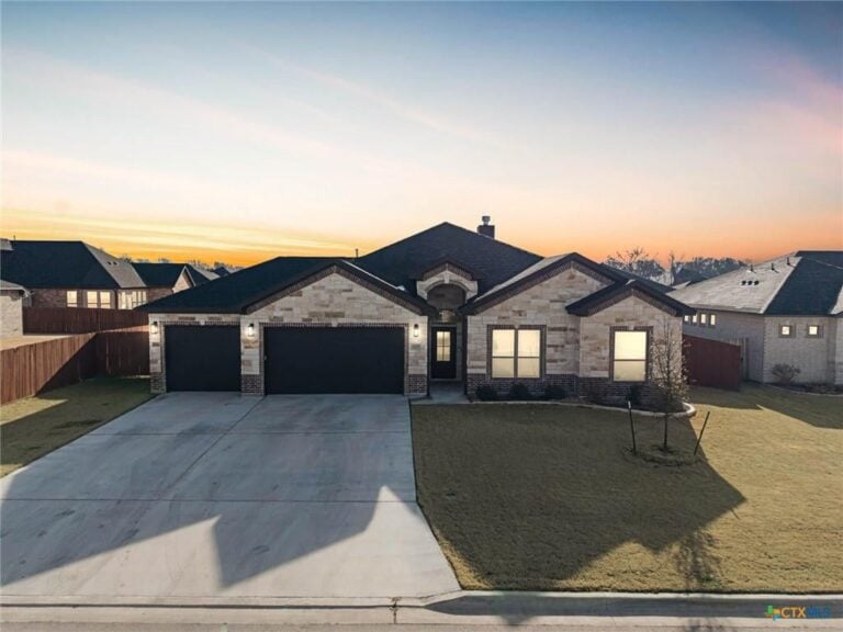 Bella Terra neighborhood homes, Temple TX