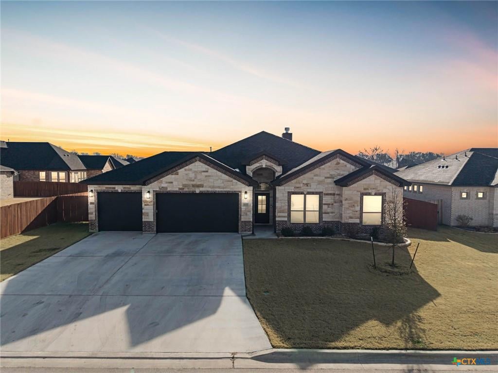 Bella Terra home at twilight