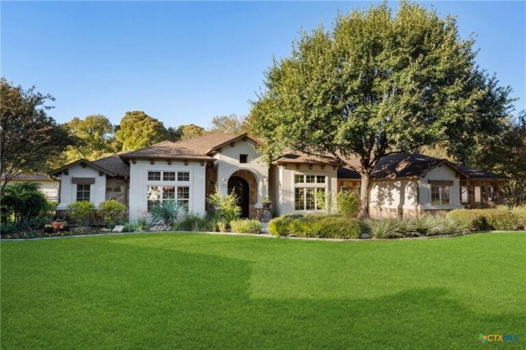 Mill Creek Salado neighborhood homes, Salado TX