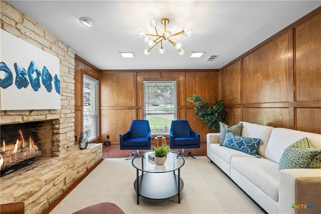 Western Hills living room alternate view