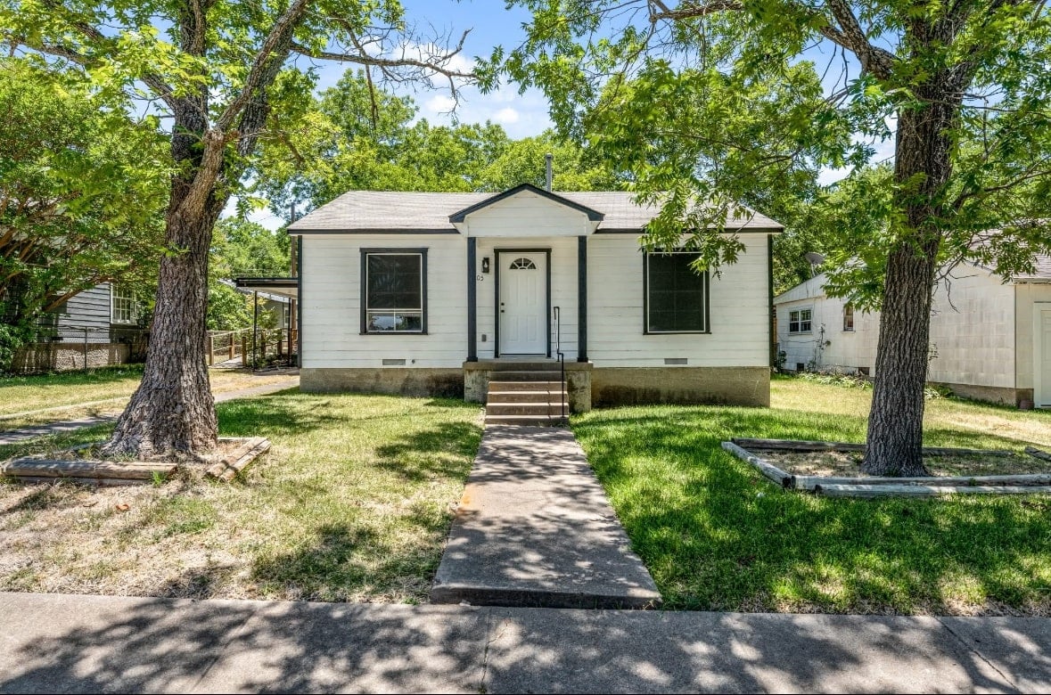 Temple TX investment property neighborhood street view