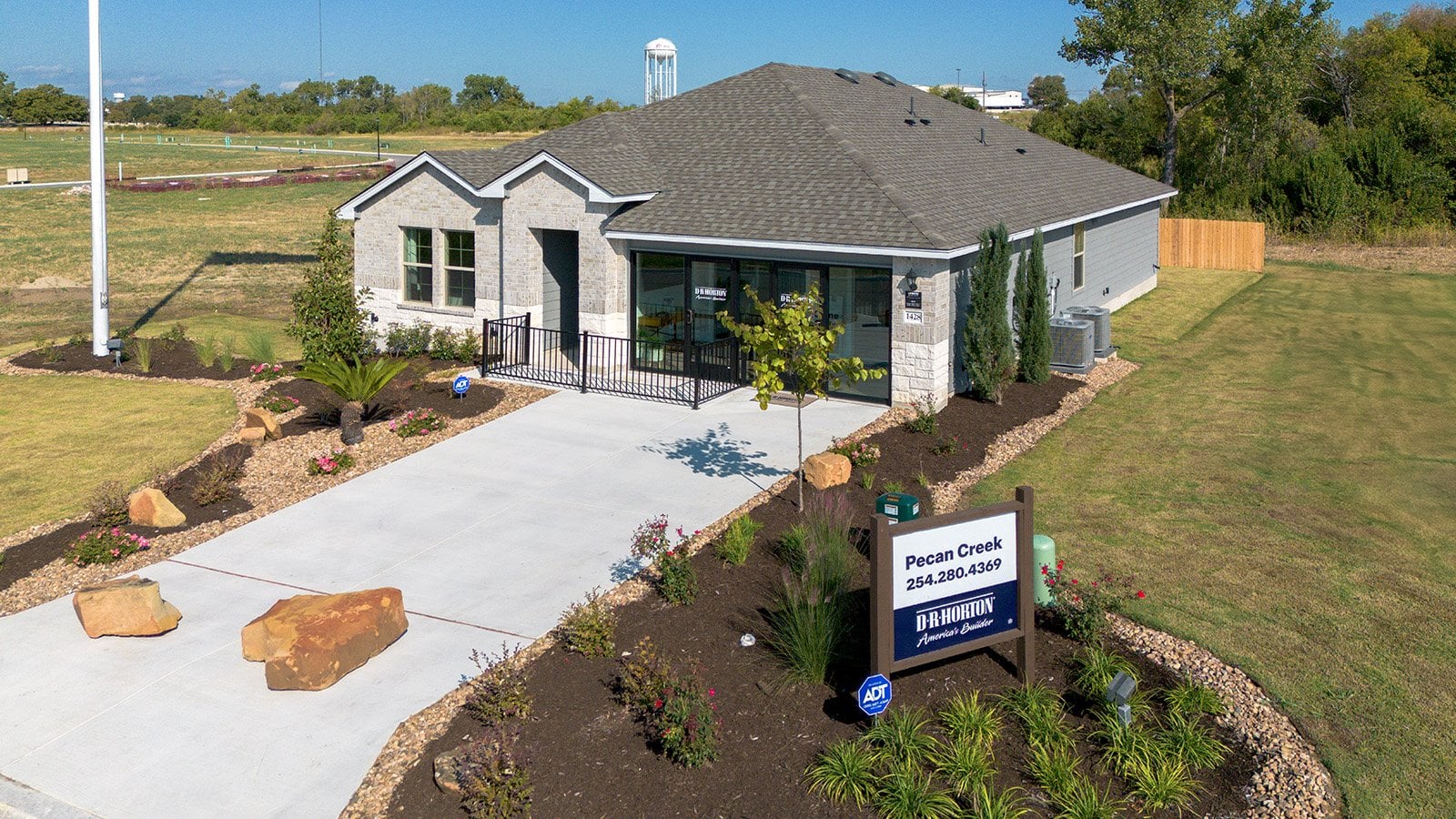 D.R. Horton new construction home in Pecan Creek, Temple TX near Baylor Scott & White