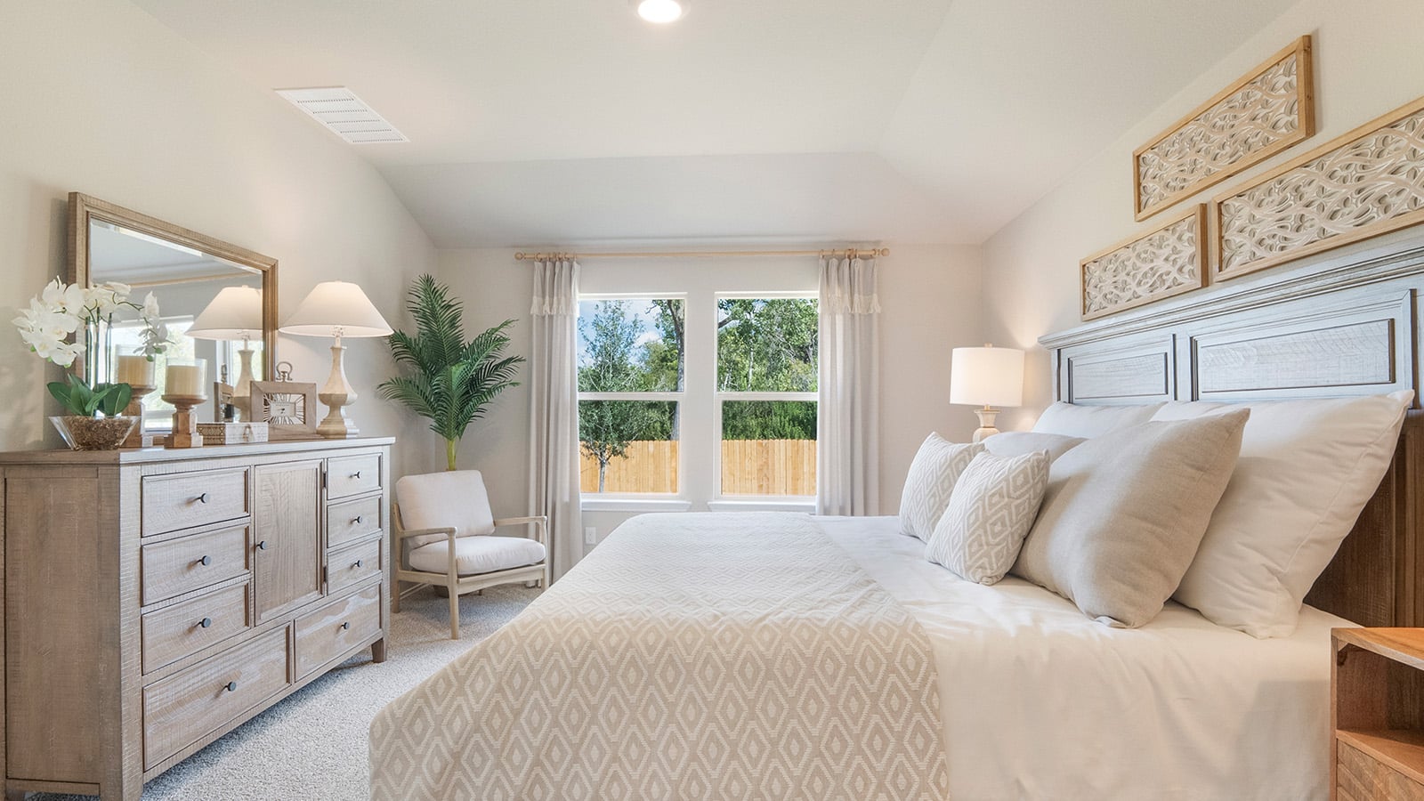 Example Pecan Creek primary bedroom