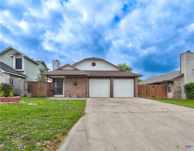 Cimarron neighborhood homes, Temple TX