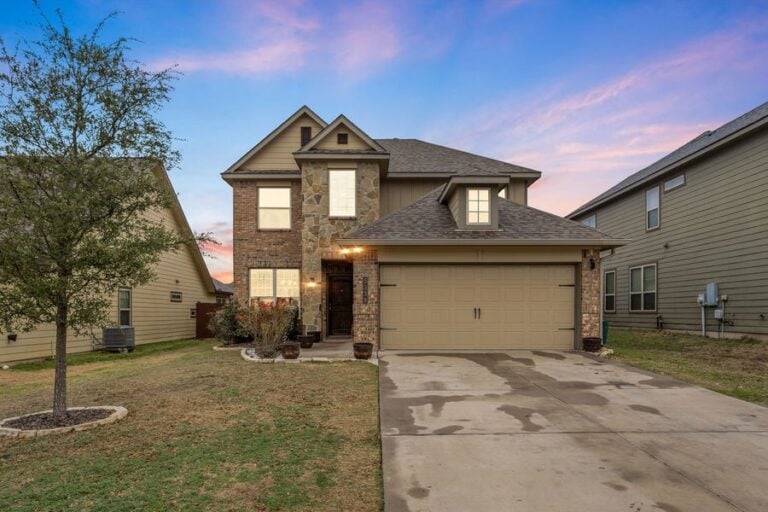 Three Creeks neighborhood homes, Belton TX