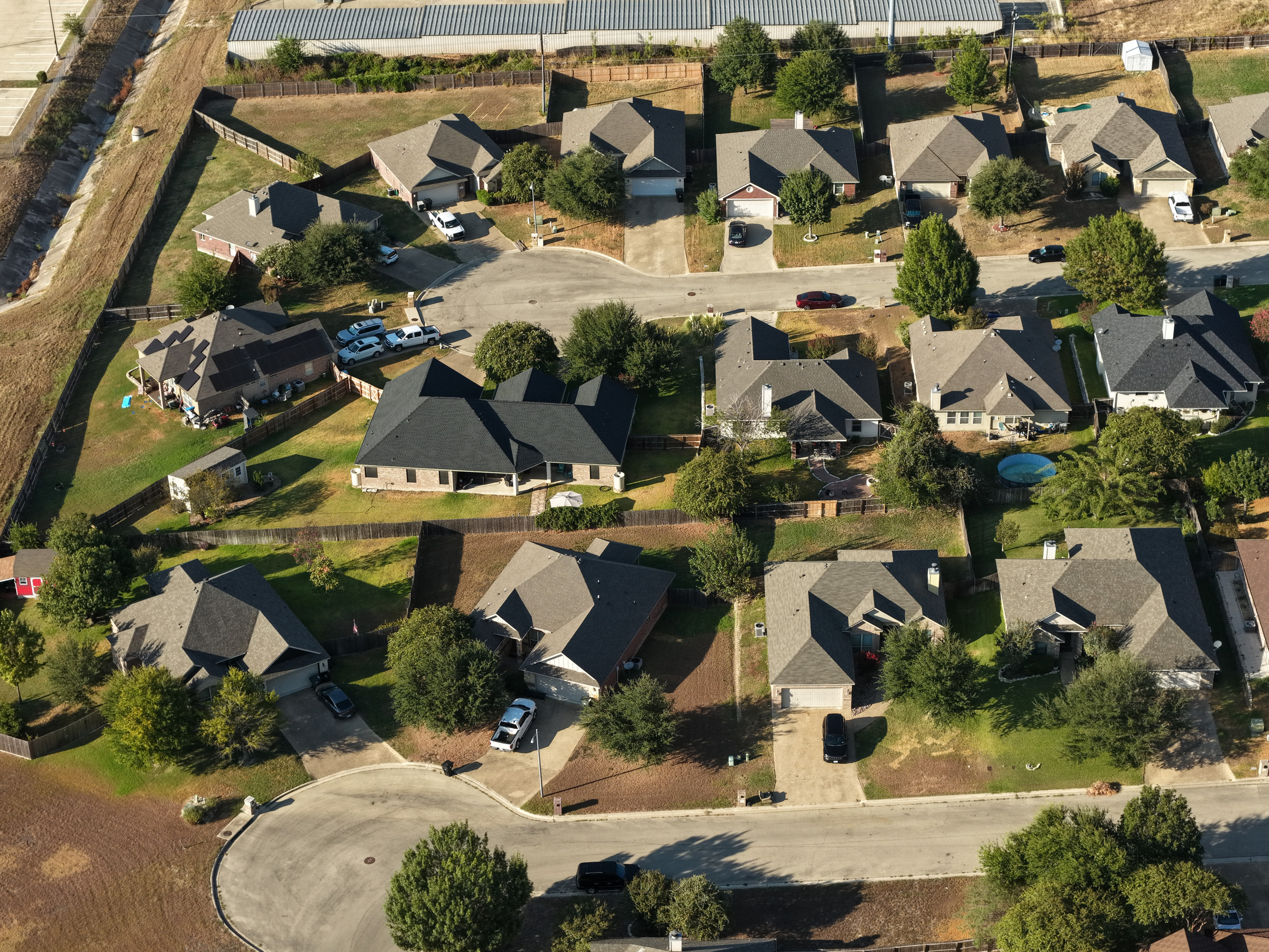 Canyon Ridge — evening courts and homes